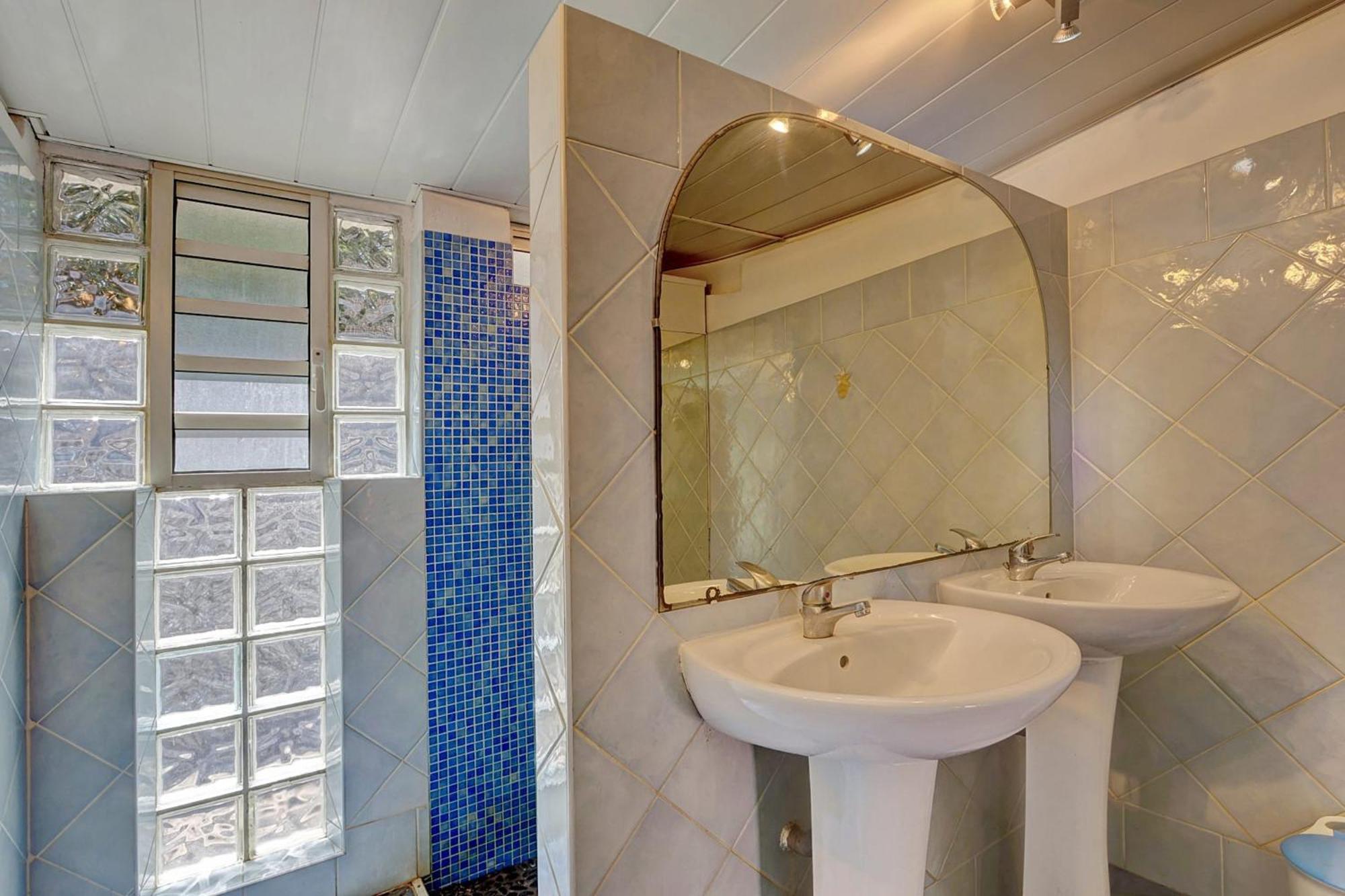 La Villa D'Eden - Saint Gilles Les Bains Kültér fotó